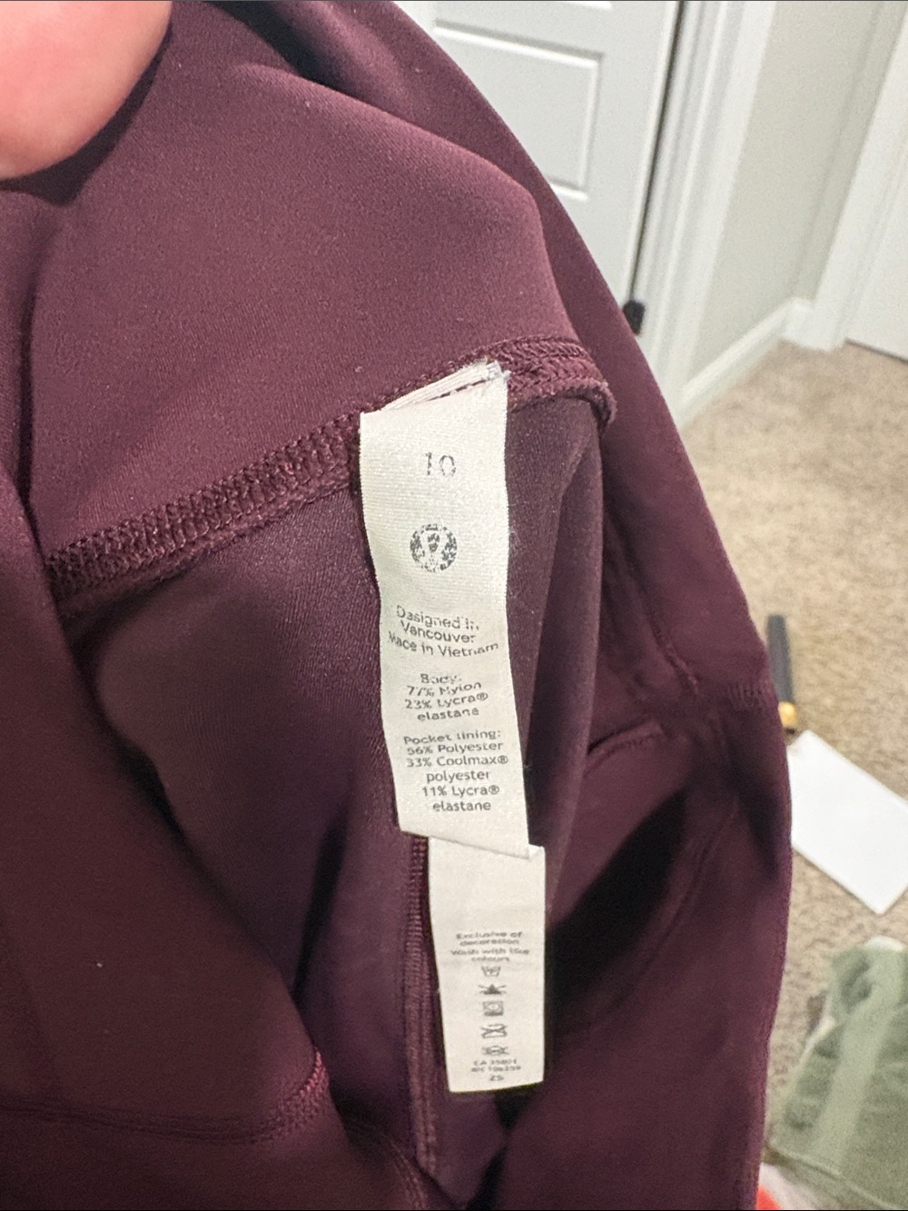 Lululemon Wunder Train High-Rise Tight 25" burgundy - Picture 4 of 4